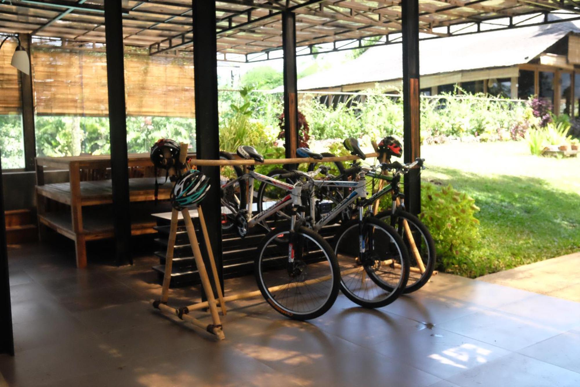 Teras Hotel Ijen Banyuwangi Banyuwangi  Buitenkant foto